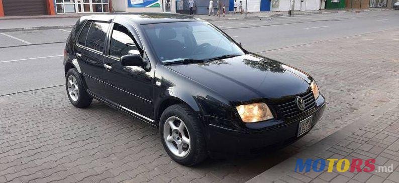 2001' Volkswagen Golf photo #1