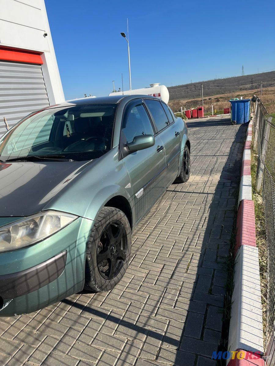 2005' Renault Megane photo #2