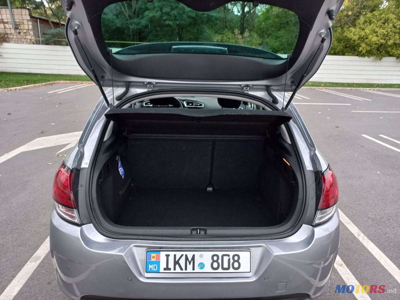 2016' Citroen C4 photo #5