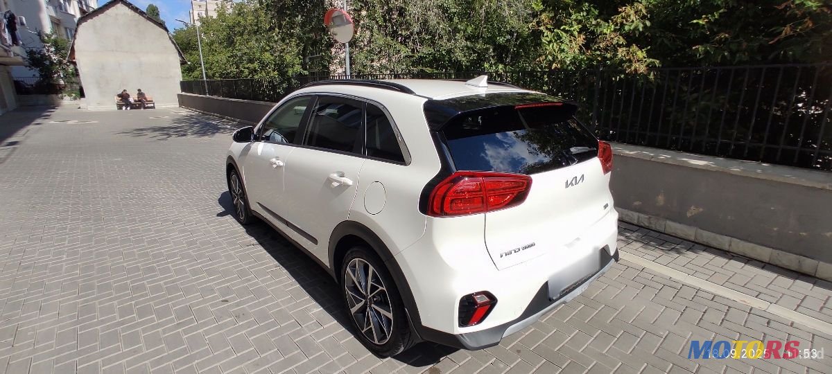 2022' Kia Niro photo #1