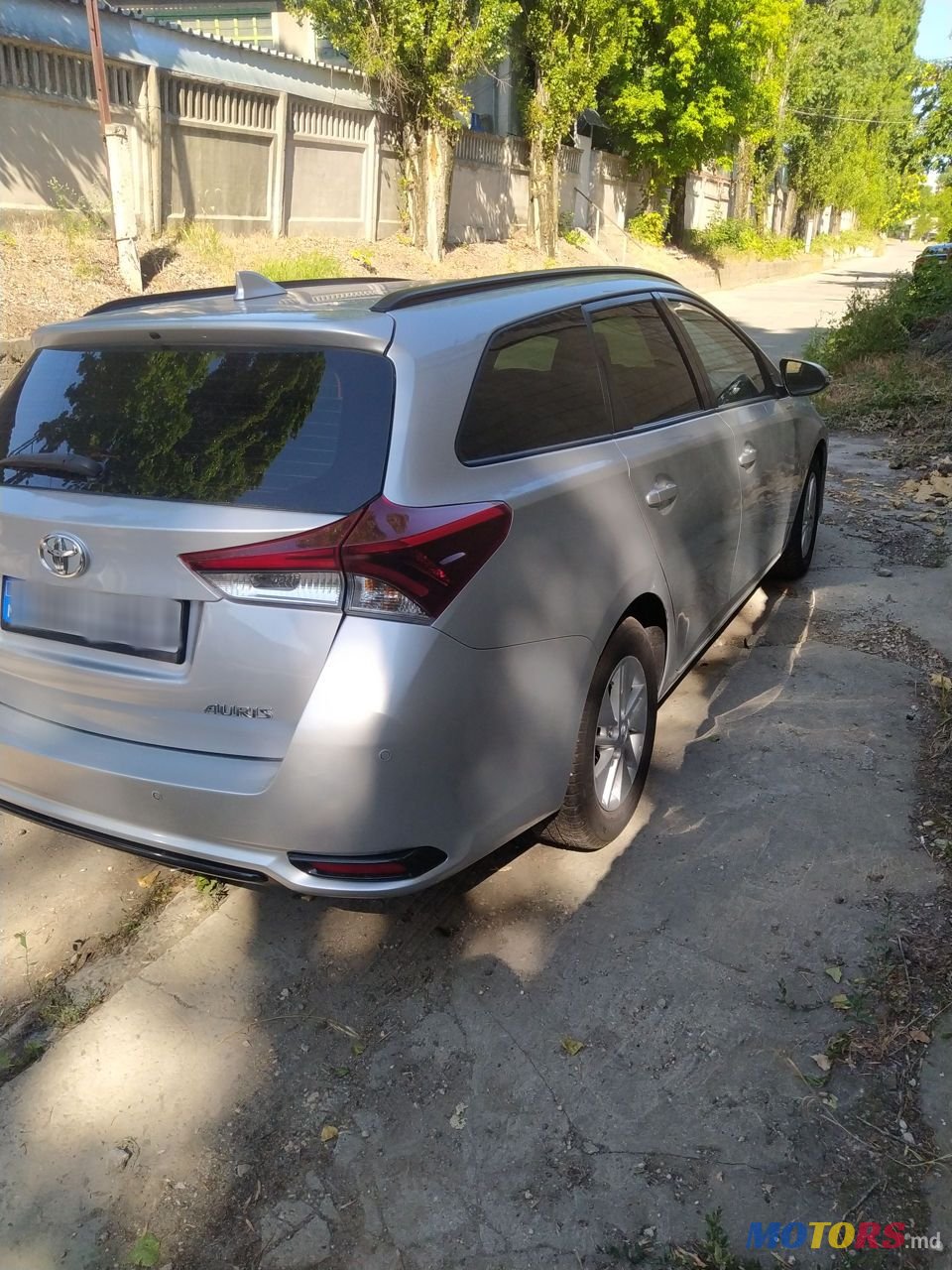 2016' Toyota Auris photo #4