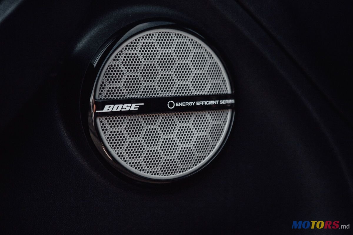 2014' Renault Megane photo #6