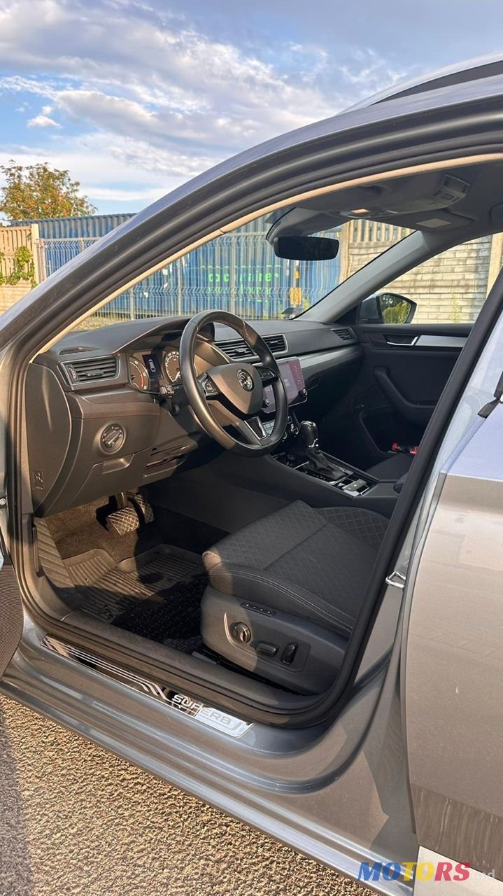 2019' Skoda Superb photo #6