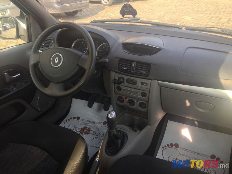 2009' Renault Symbol photo #6
