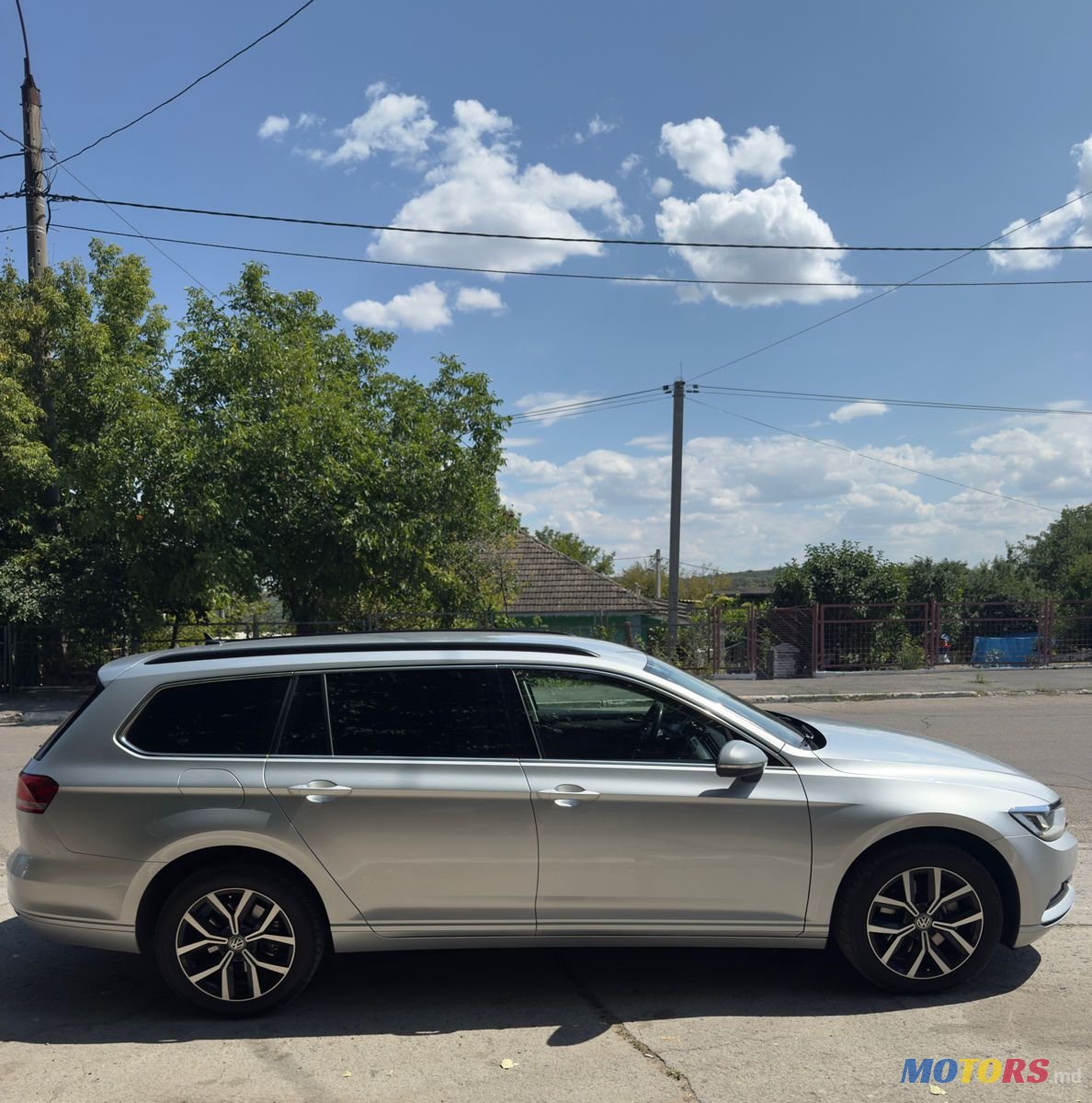 2017' Volkswagen Passat photo #1