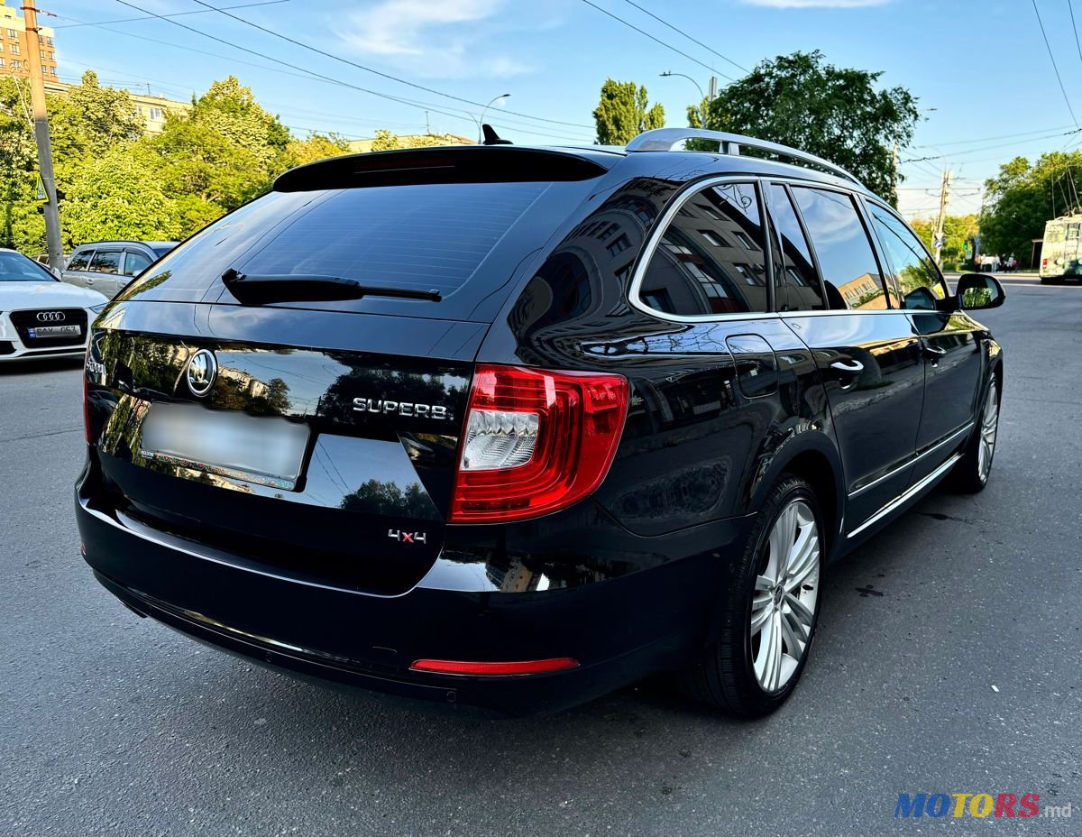 2015' Skoda Superb photo #5