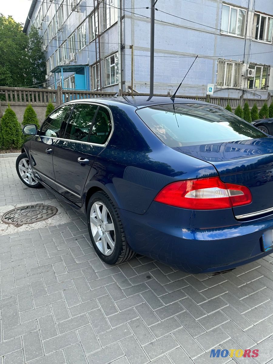 2009' Skoda Superb photo #4