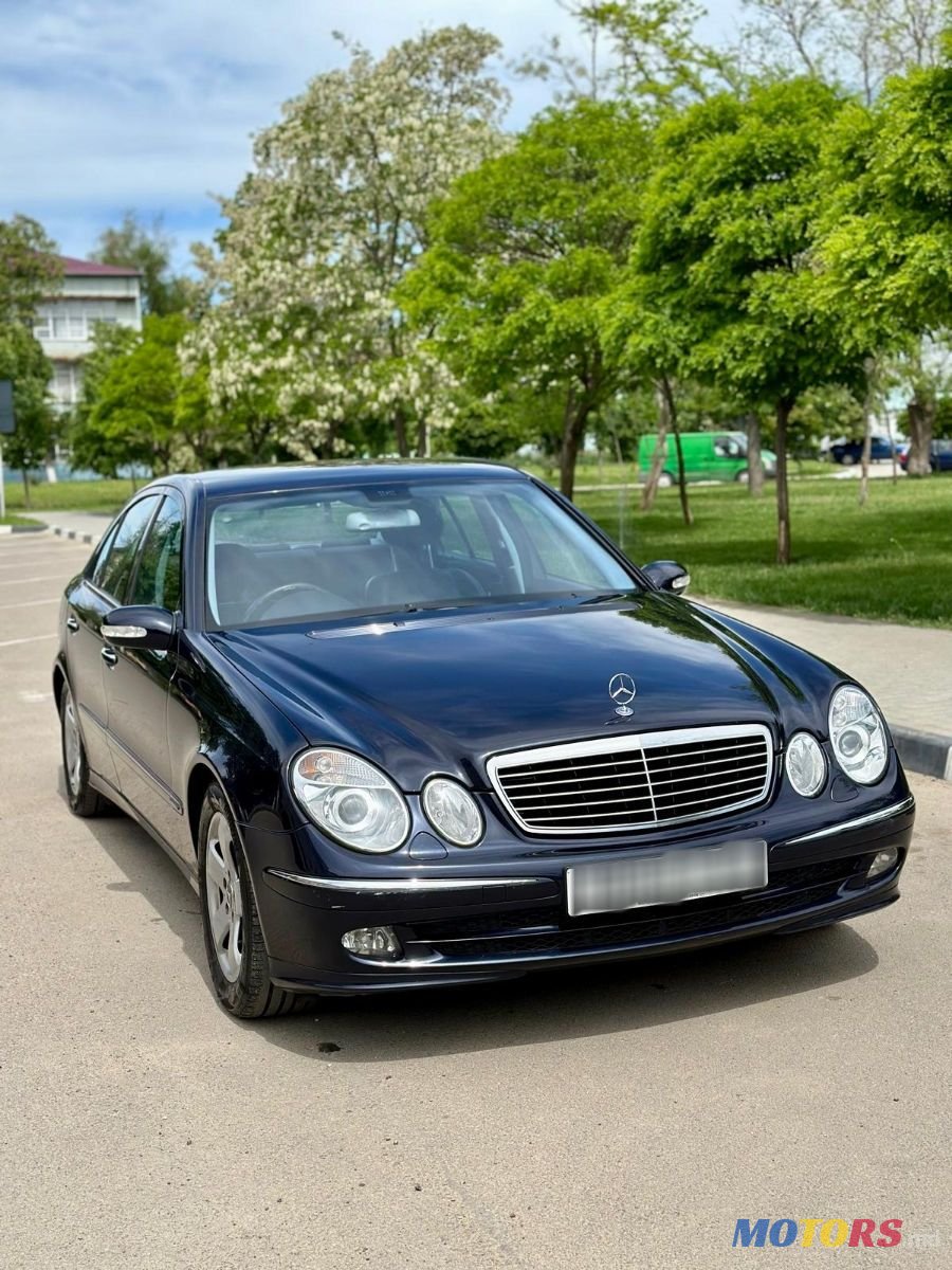 2006' Mercedes-Benz E-Class photo #3