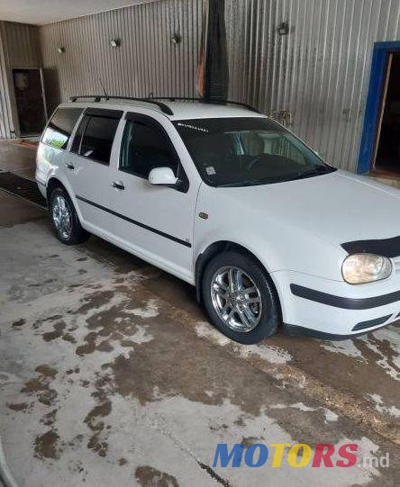 2000' Volkswagen Golf photo #1