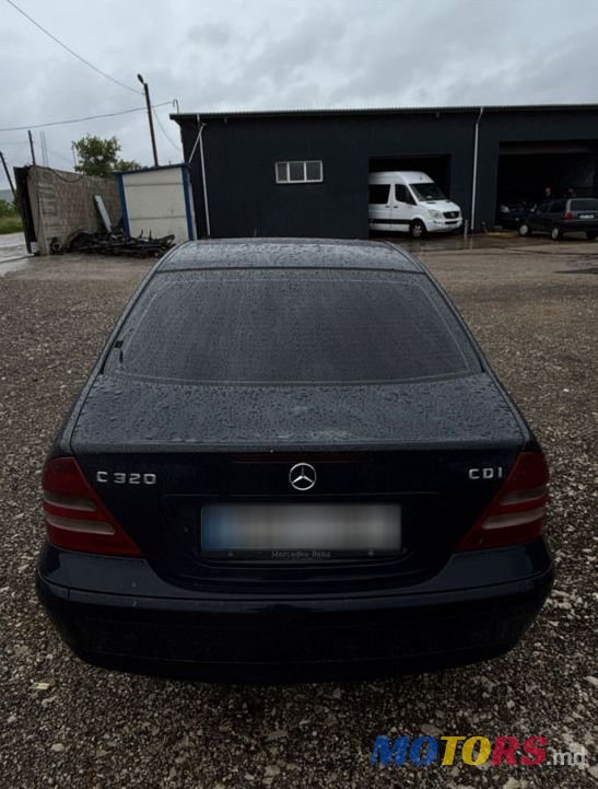 2003' Mercedes-Benz C-Class photo #3