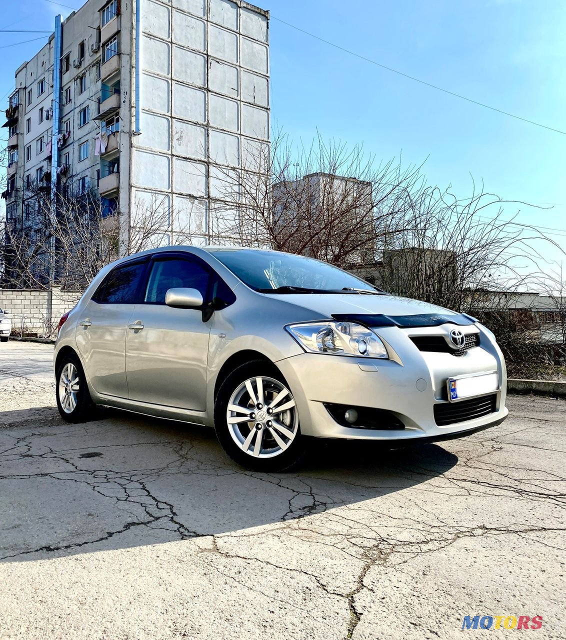 2008' Toyota Auris photo #1