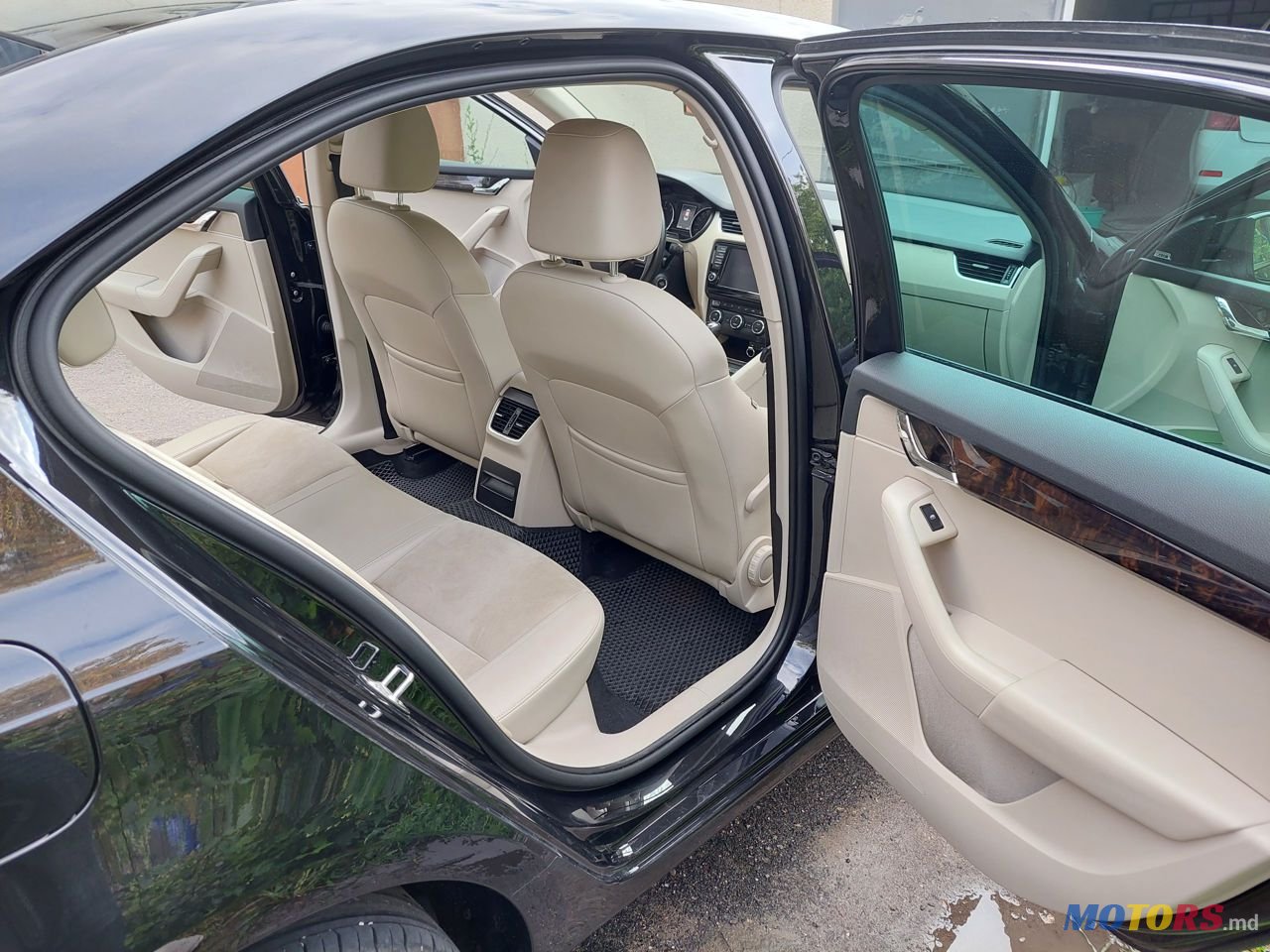 2016' Skoda Octavia photo #6