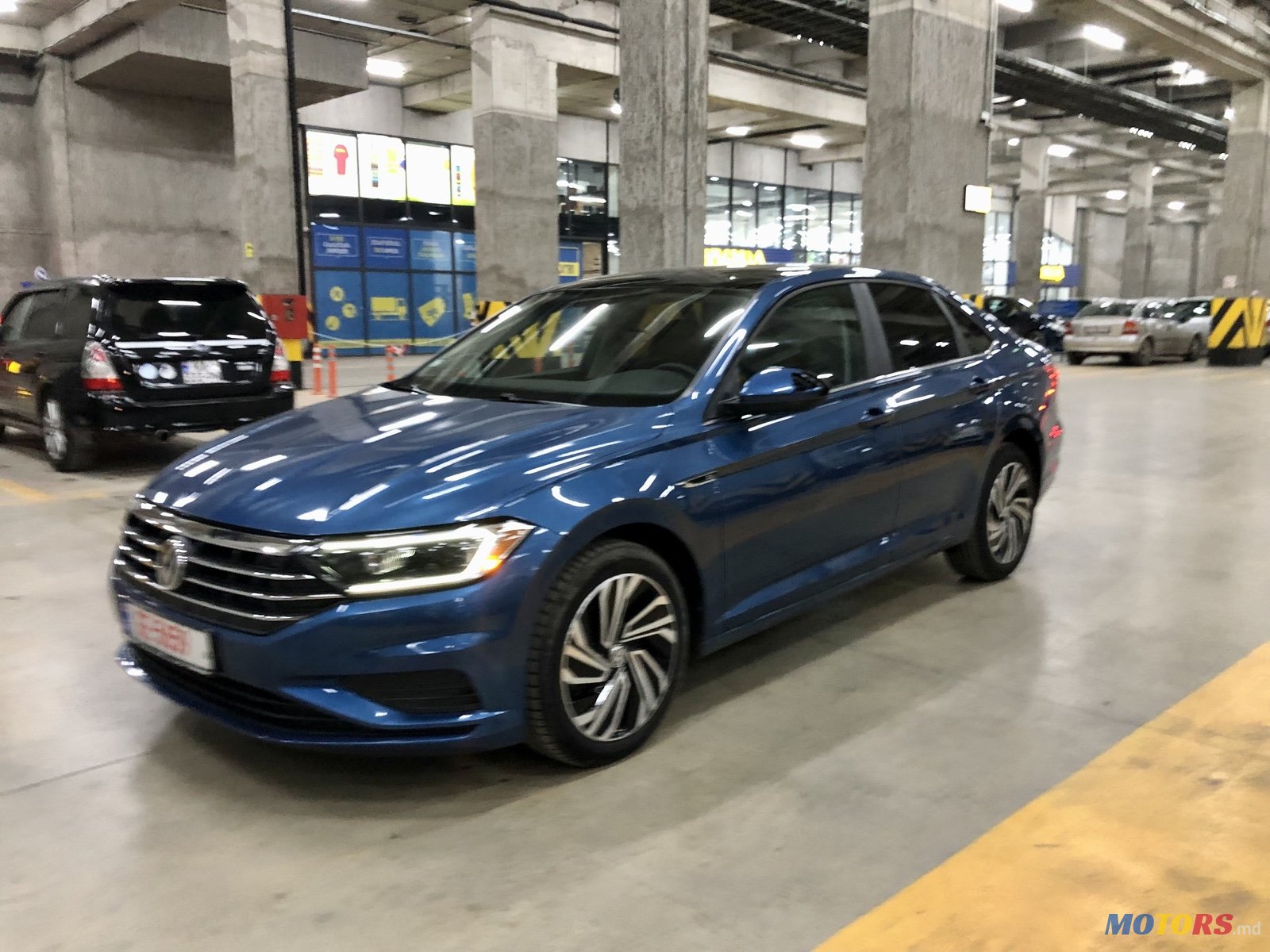 2020' Volkswagen Jetta SEL photo #2