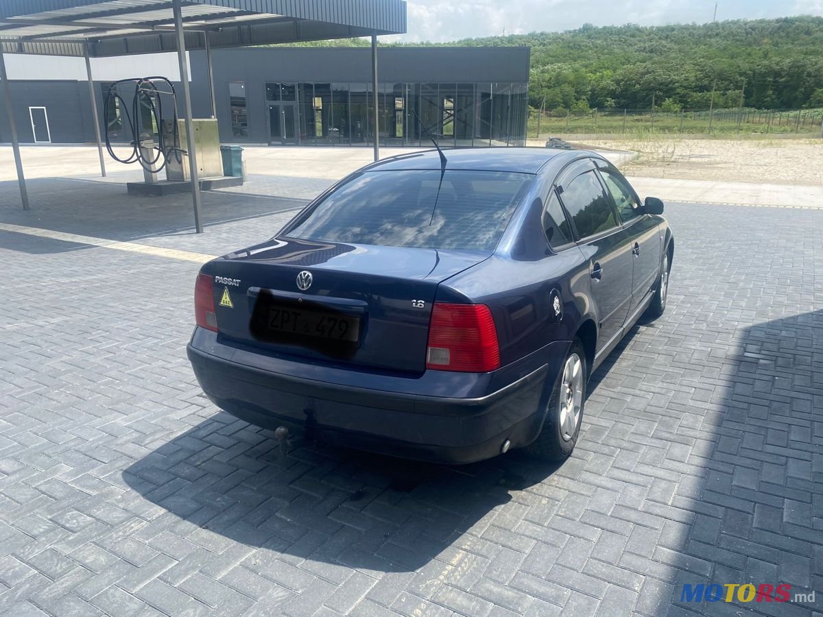 1998' Volkswagen Passat photo #3