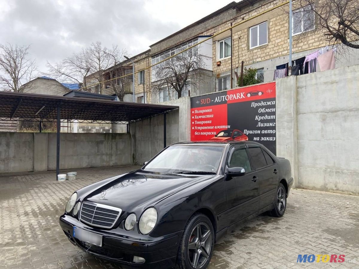 2000' Mercedes-Benz E-Class photo #2