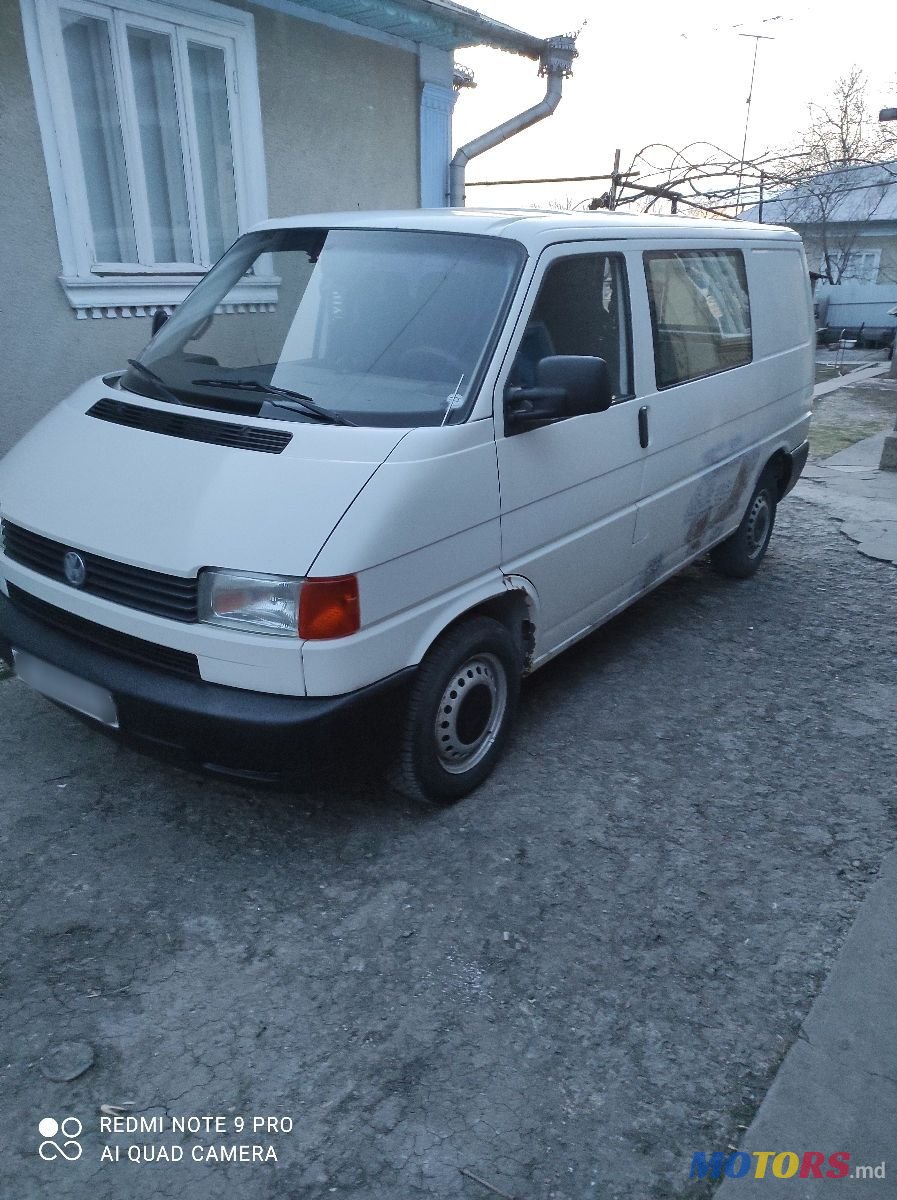 2000' Volkswagen Transporter photo #1