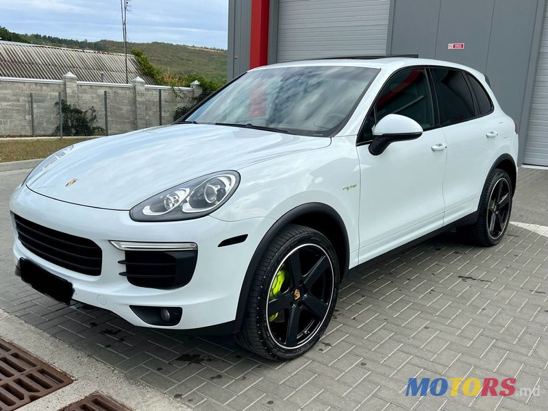 2016' Porsche Cayenne photo #1