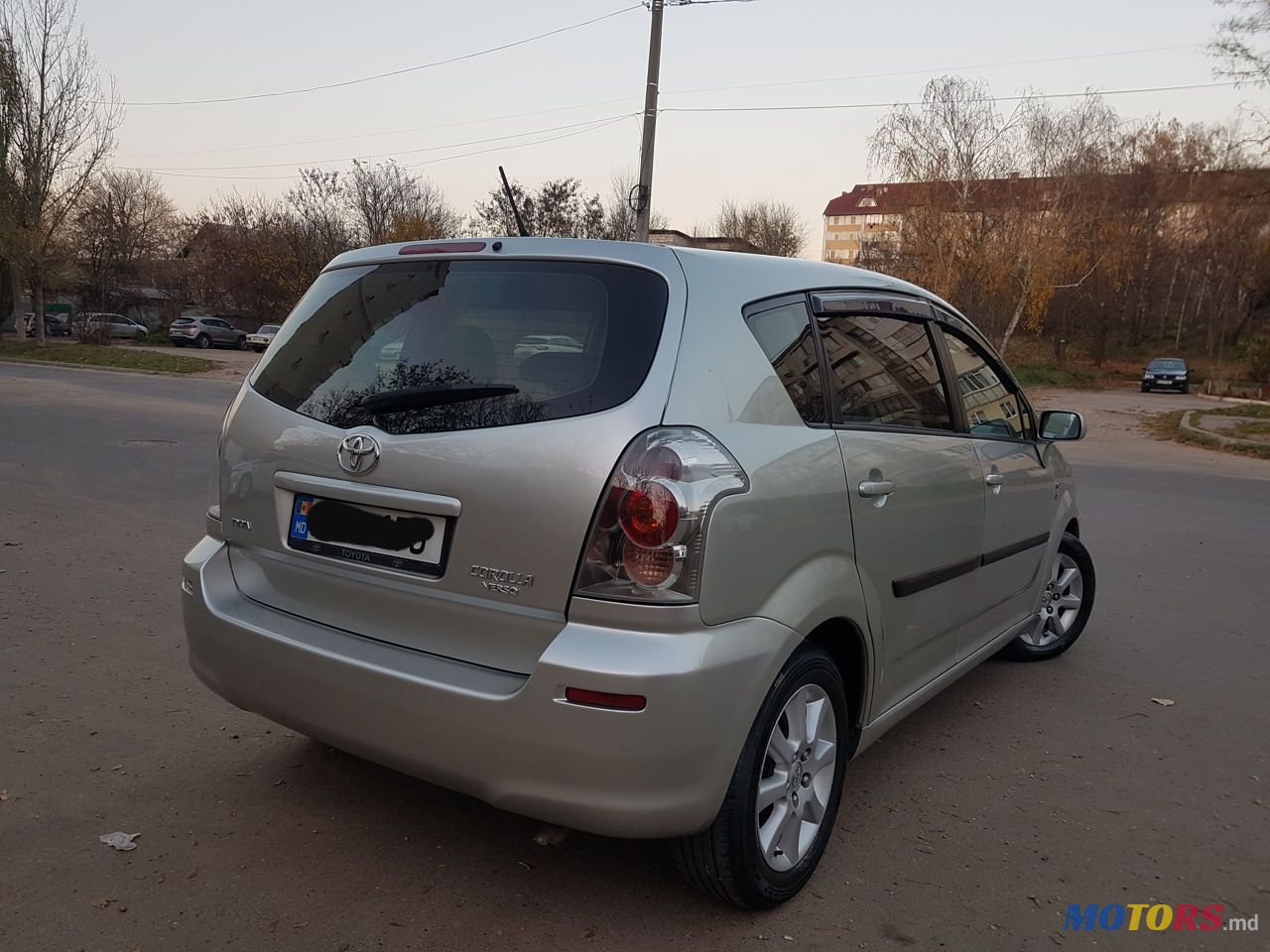 2005' Toyota Corolla Verso photo #5