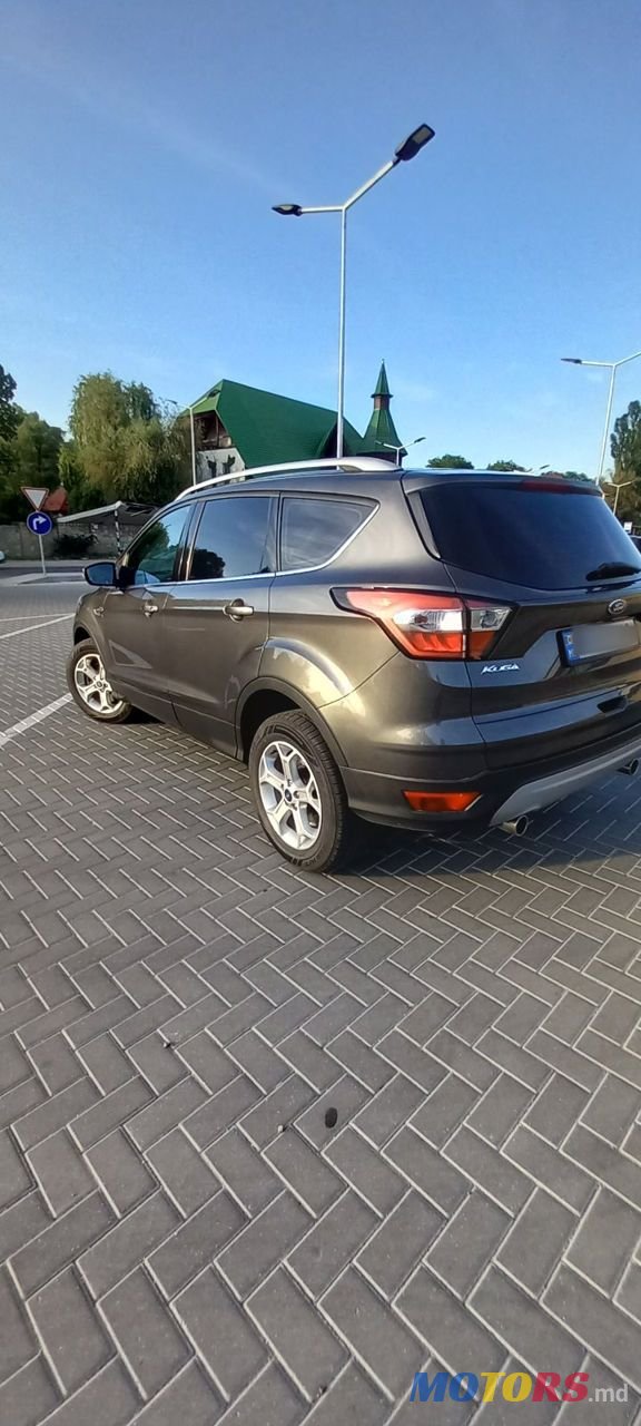 2017' Ford Kuga photo #3