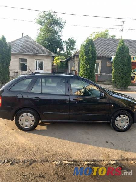 2004' Skoda Fabia photo #5