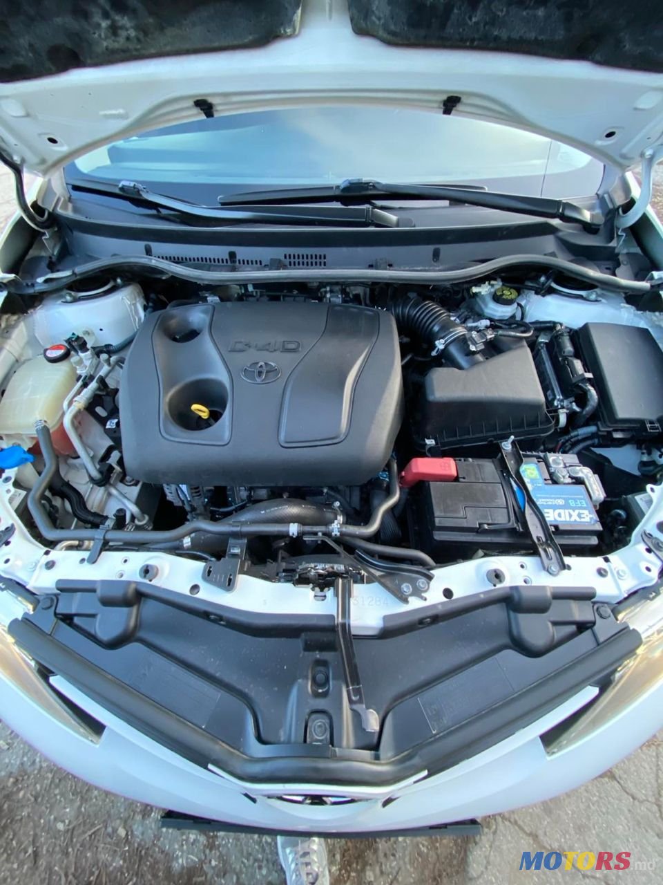 2015' Toyota Auris photo #4