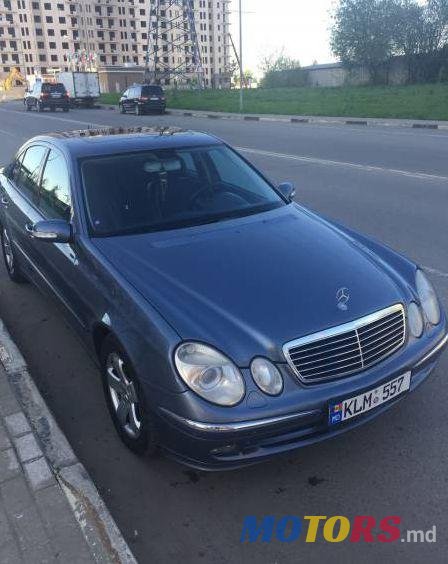 2005' Mercedes-Benz E photo #1
