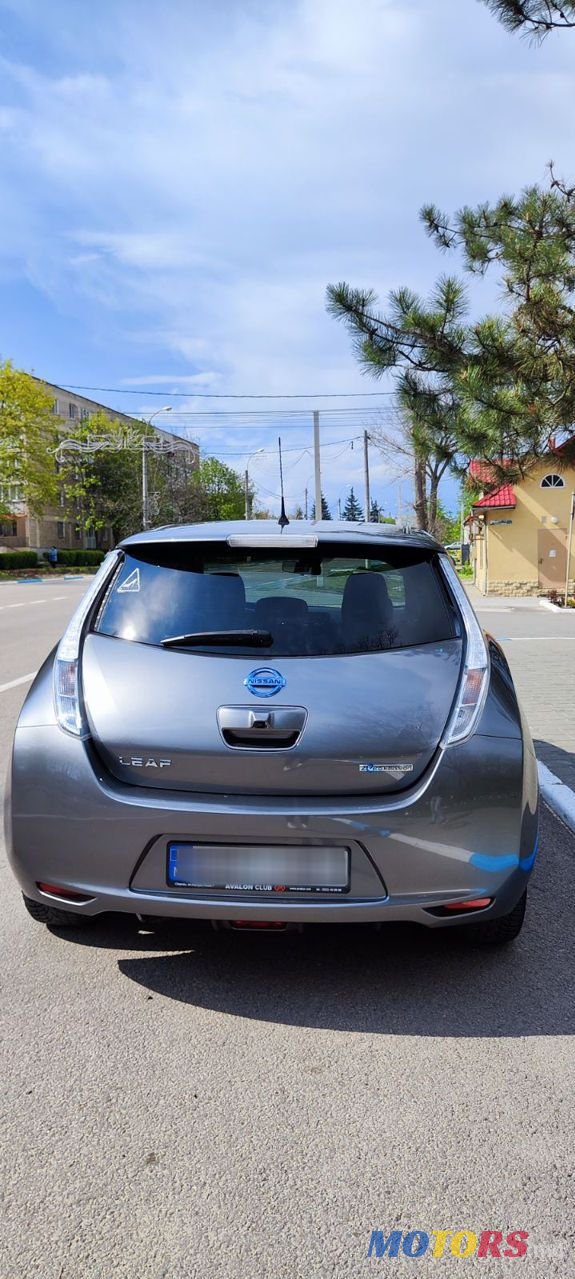 2017' Nissan Leaf photo #2