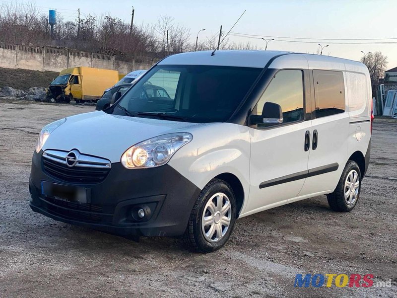 2015' Opel Combo photo #2