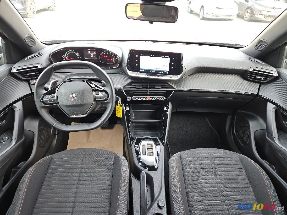 2023' Peugeot 2008 photo #5