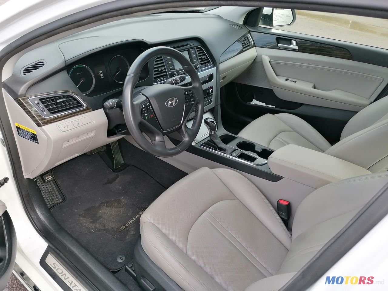 2015' Hyundai Sonata photo #6