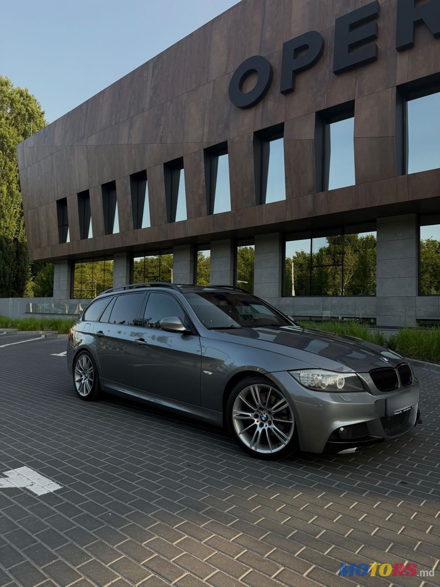 2009' BMW 3 Series photo #4