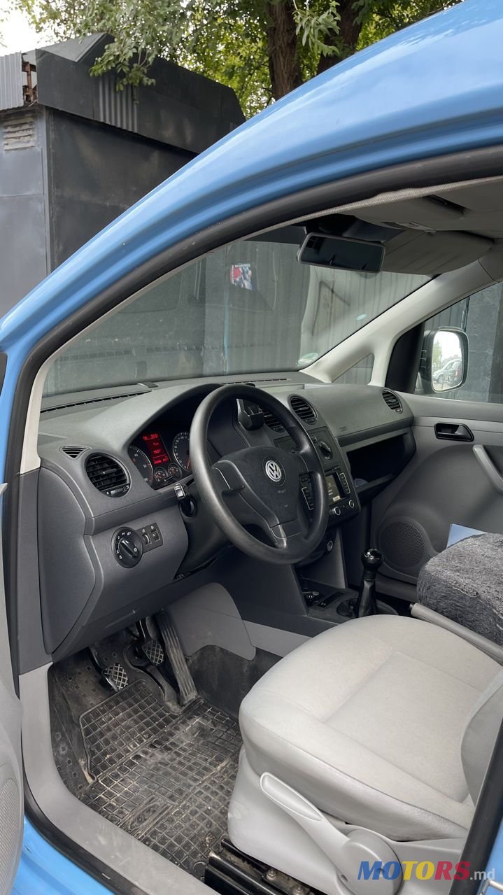 2010' Volkswagen Caddy photo #4