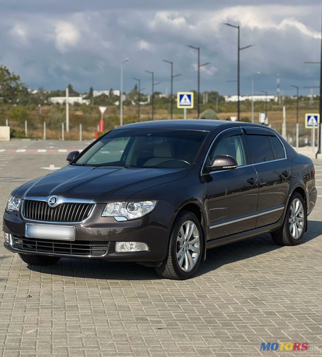 2009' Skoda Superb photo #3