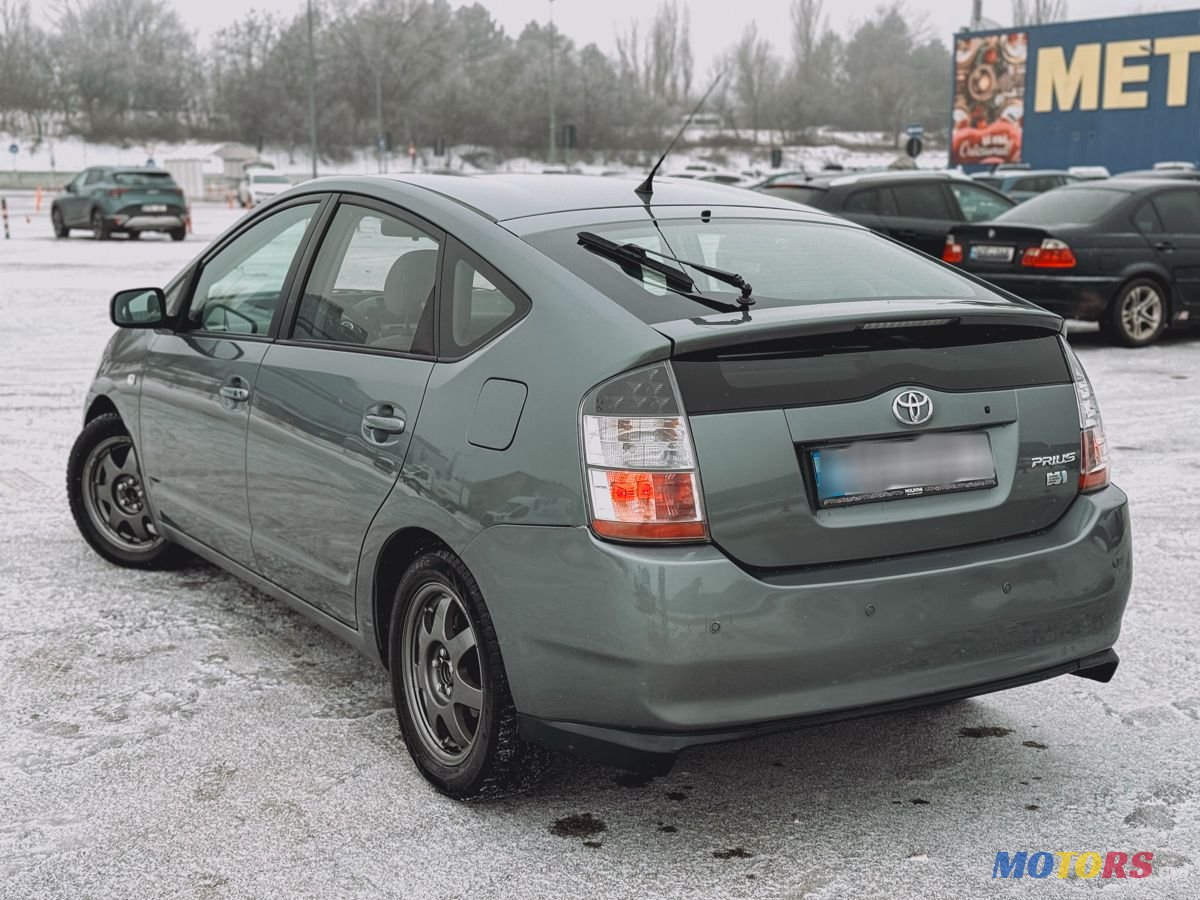 2006' Toyota Prius photo #6