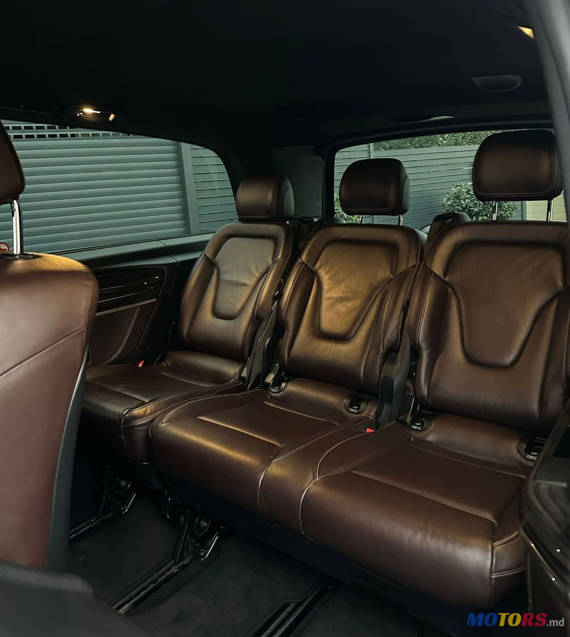 2017' Mercedes-Benz V-Class photo #6