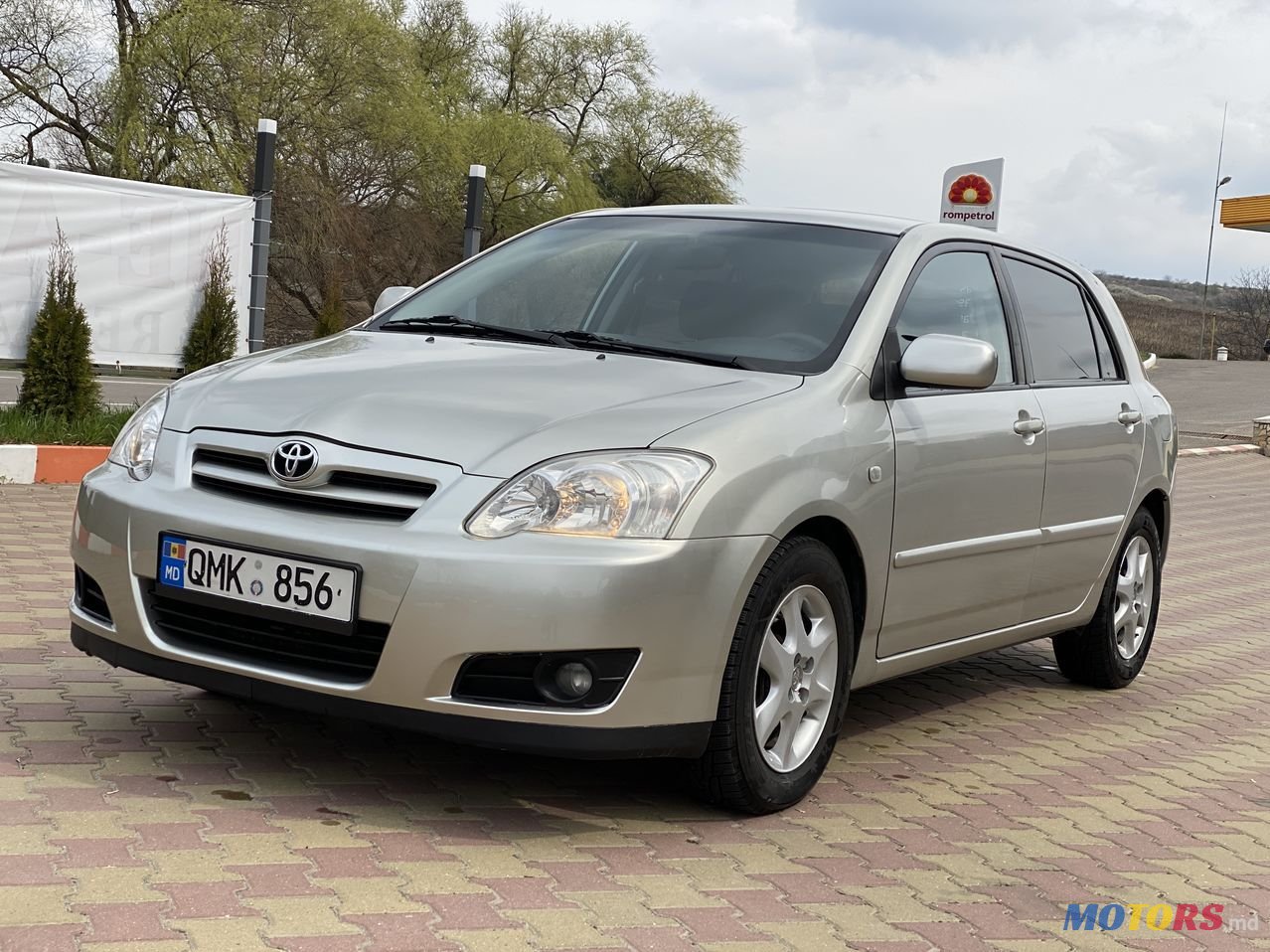 2007' Toyota Corolla photo #1