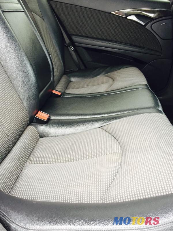 2006' Mercedes-Benz E-Class photo #6