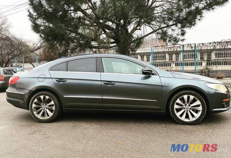 2010' Volkswagen Passat CC photo #1