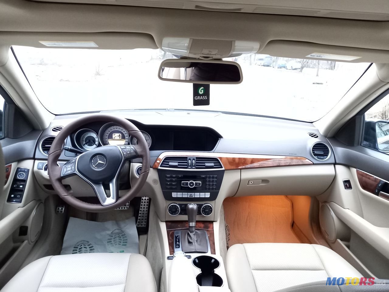 2011' Mercedes-Benz C Класс photo #6