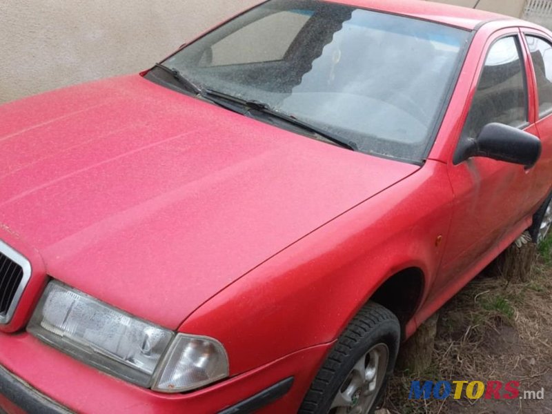 1999' Skoda Octavia photo #2