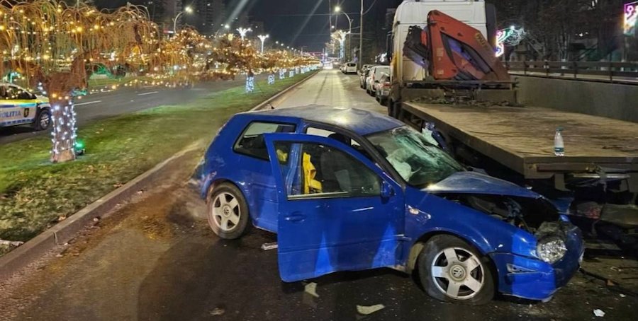 Стопхам: Спецтехнике не место для парковки на общественных дорогах