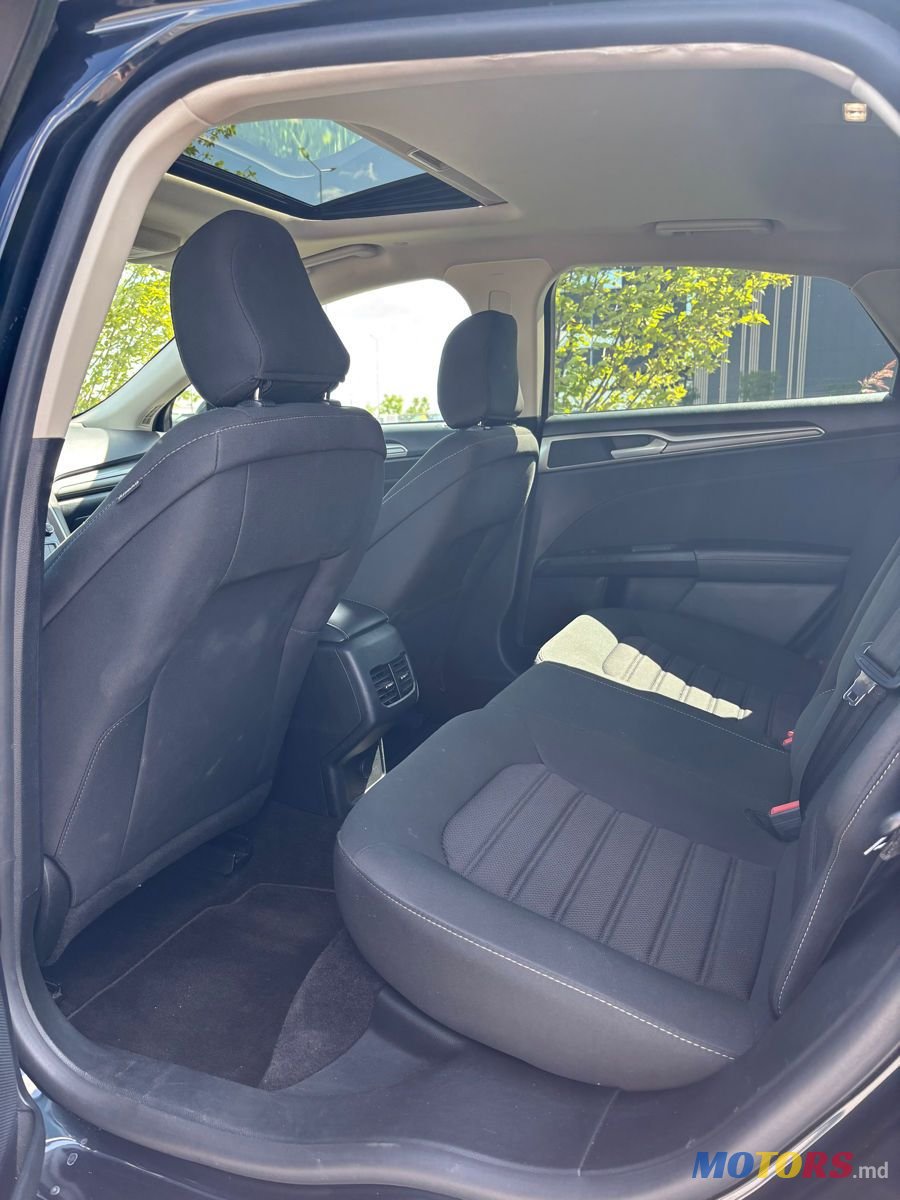 2020' Ford Fusion photo #4