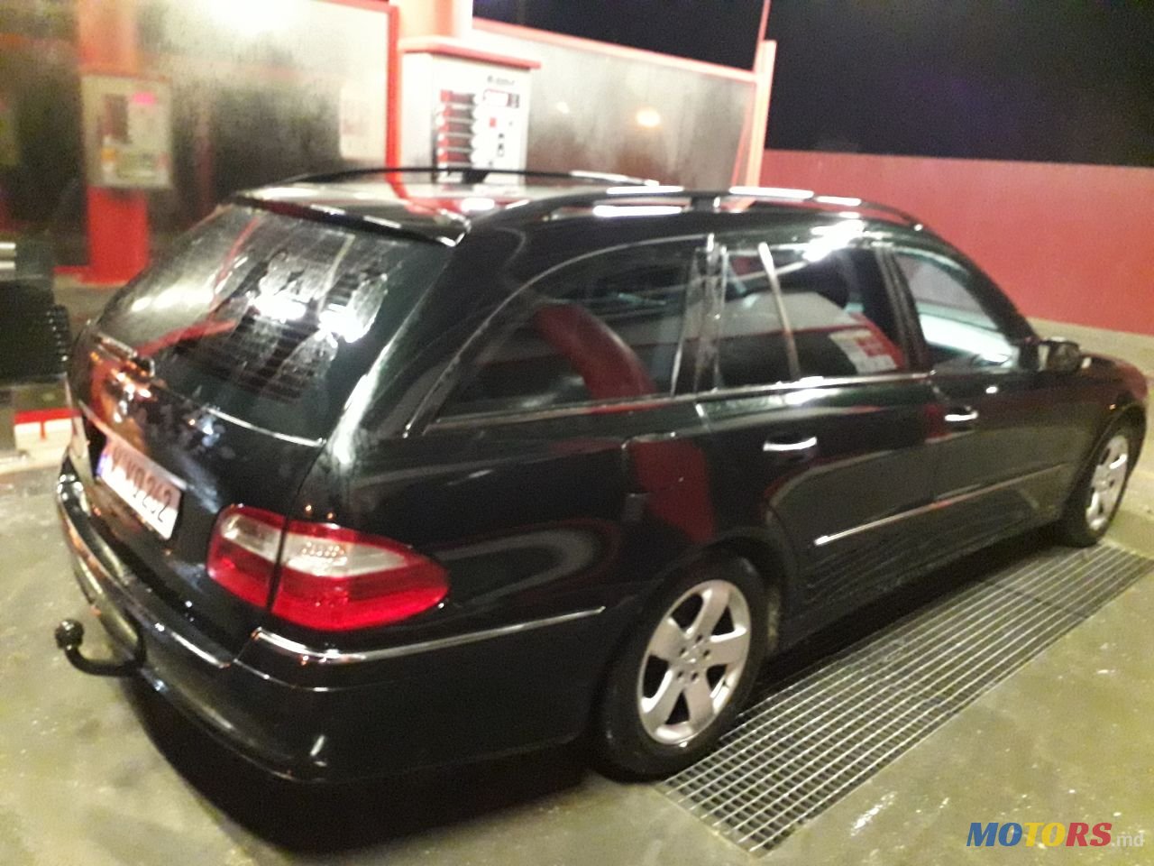 2004' Mercedes-Benz E-Class photo #5