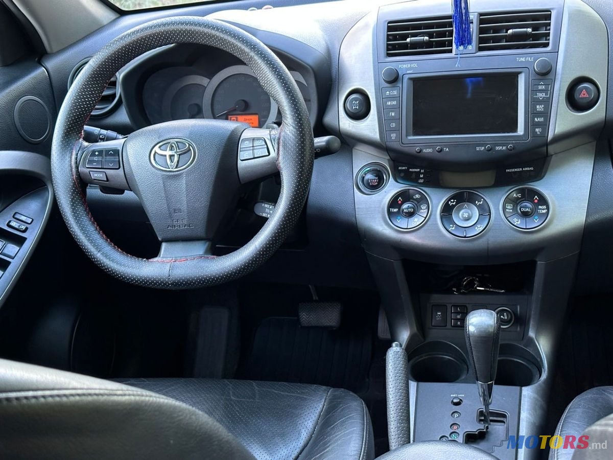 2009' Toyota RAV4 photo #1