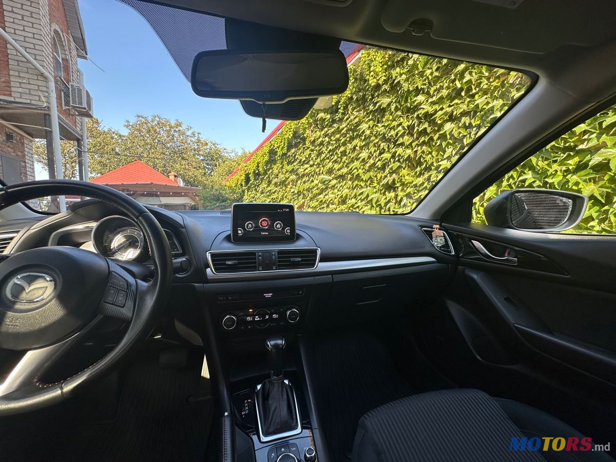 2015' Mazda 3 photo #6