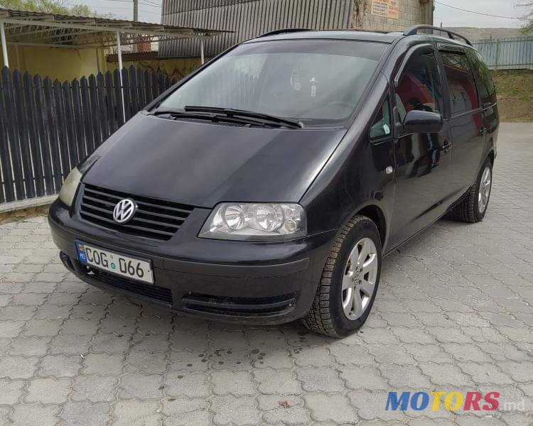2004' Volkswagen Sharan photo #4