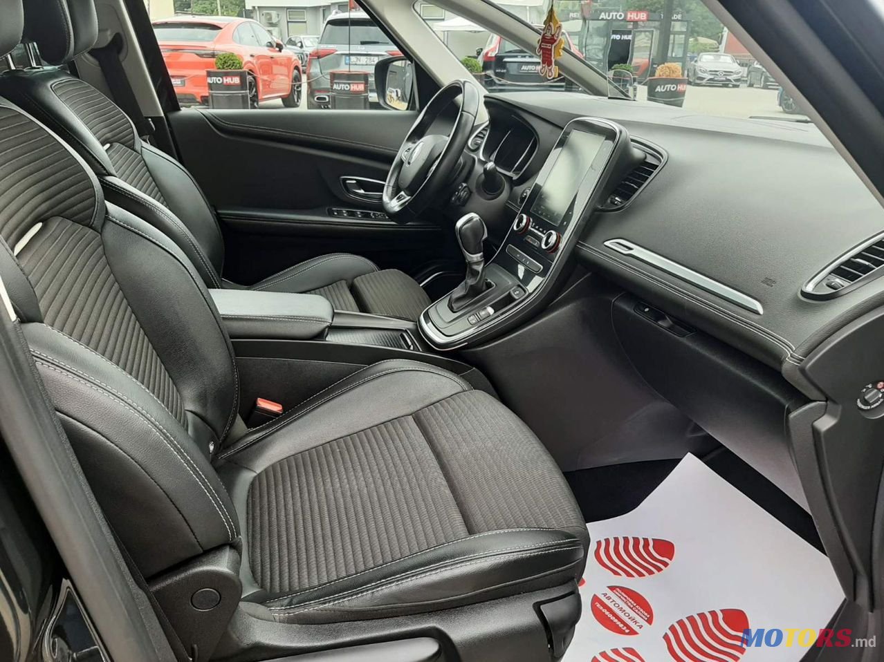 2018' Renault Scenic photo #6