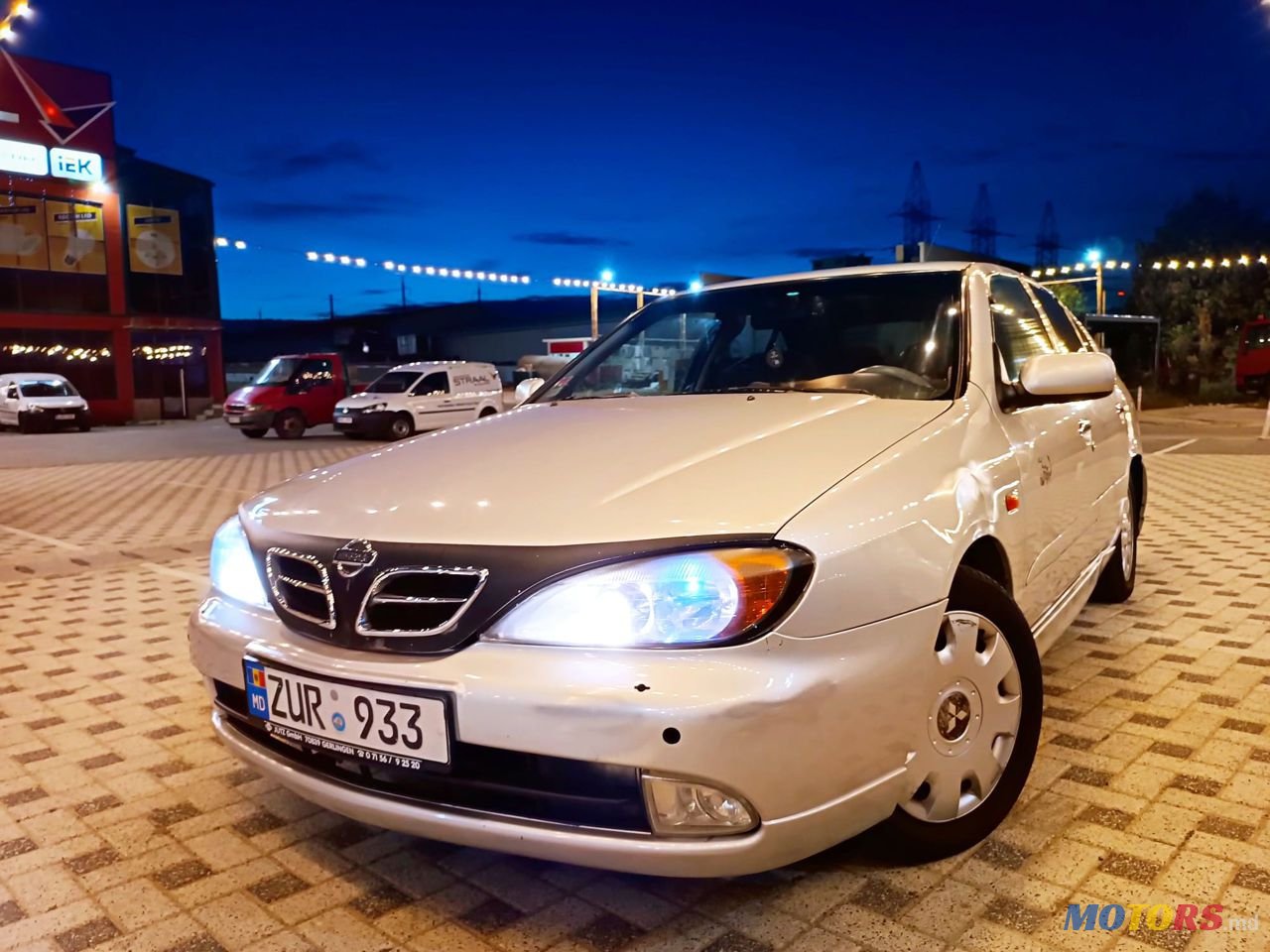 2000' Nissan Primera photo #2