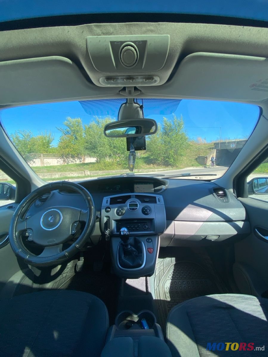 2007' Renault Grand Scenic photo #6