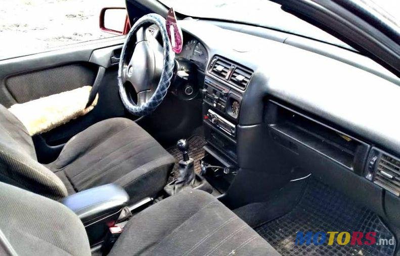 1989' Opel Vectra photo #3